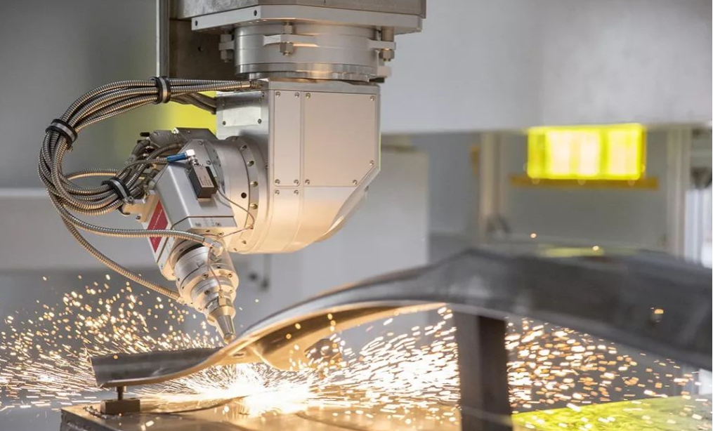 HGTECH AUTOBOT 3D 5-Axis Laser Cutting Machine: Revolutionizing 